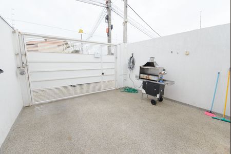 Garagem de casa para alugar com 2 quartos, 120m² em Chácara Belo Horizonte, Taubaté