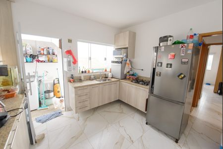 Casa para alugar com 120m², 2 quartos e 2 vagas Casa para alugar com 120m², 2 quartos e 2 vagasCozinha