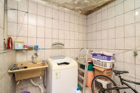 Casa 01 - Área de Serviço de casa à venda com 3 quartos, 210m² em Jardim Soares, São Paulo