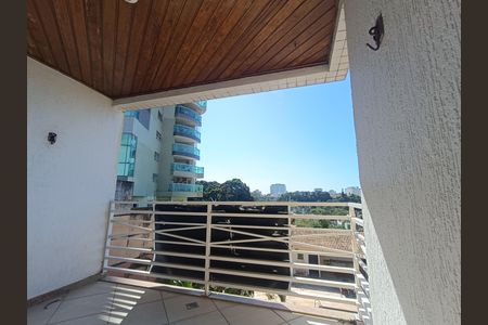 Apartamento para alugar com 127m², 4 quartos e 1 vaga Apartamento para alugar com 127m², 4 quartos e 1 vagaVARANDA