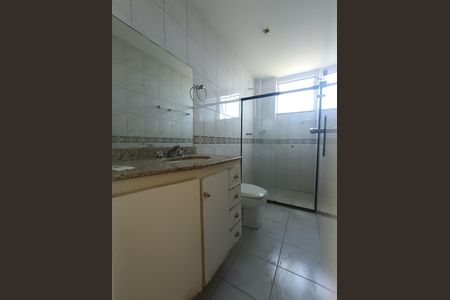 Apartamento para alugar com 127m², 4 quartos e 1 vaga Apartamento para alugar com 127m², 4 quartos e 1 vagaBANHEIRO 2 LAVABO