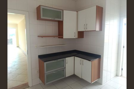 Apartamento para alugar com 127m², 4 quartos e 1 vaga Apartamento para alugar com 127m², 4 quartos e 1 vagaCOZINHA