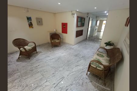 Apartamento para alugar com 127m², 4 quartos e 1 vaga Apartamento para alugar com 127m², 4 quartos e 1 vagaAREA COMUM RECEPÇÃO