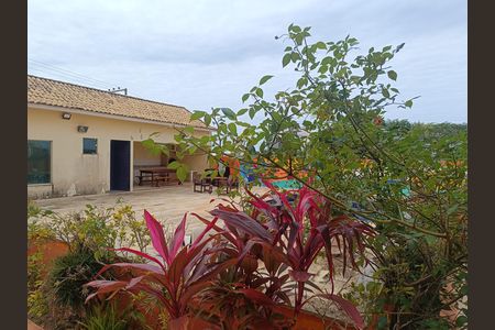 Apartamento para alugar com 127m², 4 quartos e 1 vaga Apartamento para alugar com 127m², 4 quartos e 1 vagaAREA COMUM ACESSO PISCINA E SAIDA DE APARTAMENTO