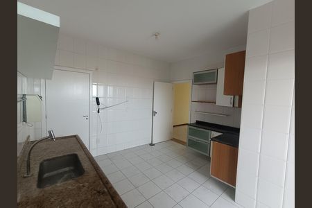 Apartamento para alugar com 127m², 4 quartos e 1 vaga Apartamento para alugar com 127m², 4 quartos e 1 vagaCOZINHA