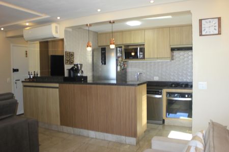Cozinha de apartamento à venda com 2 quartos, 97m² em Jardim Santa Edwirges, Guarulhos
