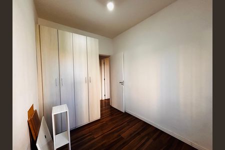 Quarto de apartamento para alugar com 2 quartos, 48m² em Novo Osasco, Osasco