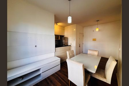 Sala de apartamento para alugar com 2 quartos, 48m² em Novo Osasco, Osasco