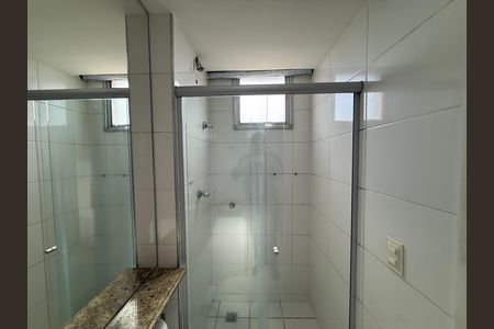 Banheiro de apartamento à venda com 2 quartos, 70m² em Castelo, Belo Horizonte