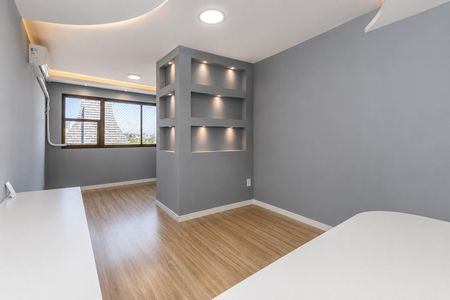 Sala de kitnet/studio para alugar com 1 quarto, 32m² em Centro Histórico, Porto Alegre