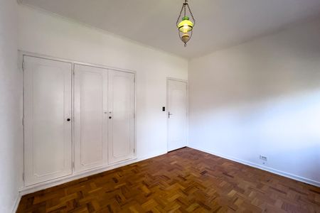 Apartamento para alugar com 116m², 2 quartos e 2 vagas Apartamento para alugar com 116m², 2 quartos e 2 vagasQuarto 2