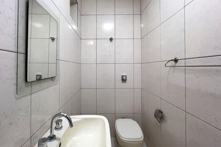 Apartamento para alugar com 116m², 2 quartos e 2 vagas Apartamento para alugar com 116m², 2 quartos e 2 vagasBanheiro