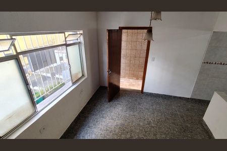Casa para alugar com 2 quartos, 55m² em Vila Albertina, São Paulo