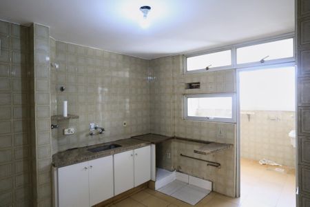 Cozinha de apartamento para alugar com 4 quartos, 220m² em Funcionários, Belo Horizonte