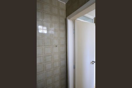 Apartamento para alugar com 220m², 4 quartos e 2 vagasBanheiro de serviço