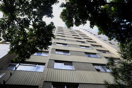 Fachada de apartamento para alugar com 4 quartos, 220m² em Funcionários, Belo Horizonte