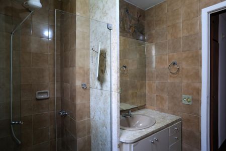 Apartamento para alugar com 220m², 4 quartos e 2 vagasBanheiro da Suíte