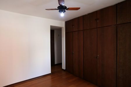 Apartamento para alugar com 220m², 4 quartos e 2 vagasSuíte