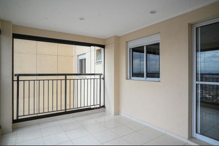 Apartamento para alugar com 67m², 2 quartos e 1 vaga Apartamento para alugar com 67m², 2 quartos e 1 vagaVaranda