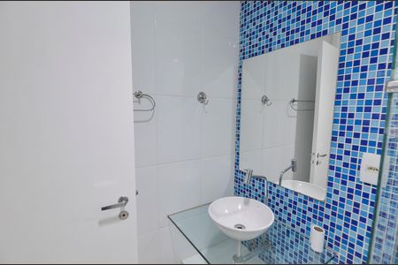 Apartamento para alugar com 82m², 2 quartos e 1 vaga Apartamento para alugar com 82m², 2 quartos e 1 vagaBanheiro Social