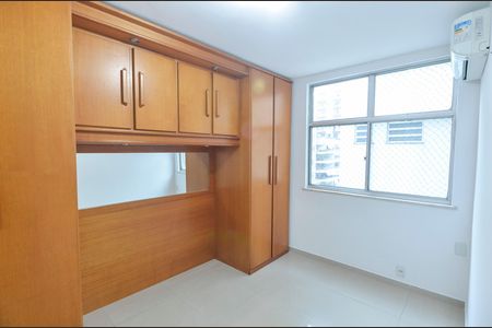Apartamento para alugar com 82m², 2 quartos e 1 vaga Apartamento para alugar com 82m², 2 quartos e 1 vagaSuíte