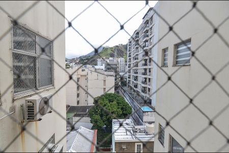 Apartamento para alugar com 82m², 2 quartos e 1 vaga Apartamento para alugar com 82m², 2 quartos e 1 vagaSala