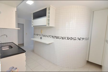 Apartamento para alugar com 82m², 2 quartos e 1 vaga Apartamento para alugar com 82m², 2 quartos e 1 vagaCozinha