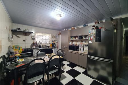 Cozinha de casa à venda com 2 quartos, 120m² em Jardim Caguassu, São Paulo