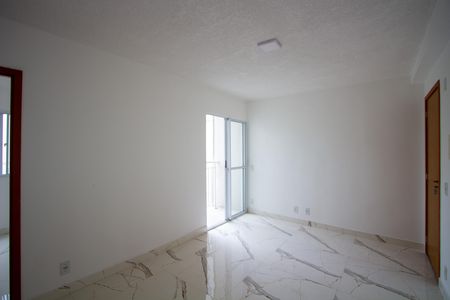 Sala de apartamento para alugar com 2 quartos, 41m² em Tribobó, São Gonçalo