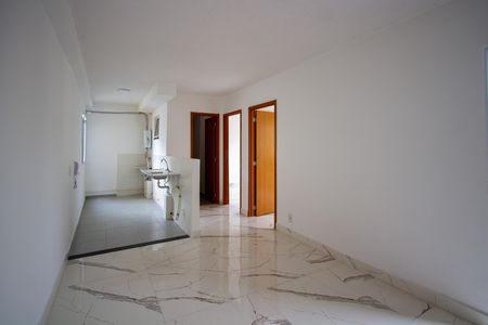 Sala de apartamento para alugar com 2 quartos, 41m² em Tribobó, São Gonçalo