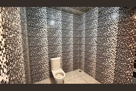 Casa para alugar com 2 quartos, 80m² em Jardim Capelinha, São Paulo