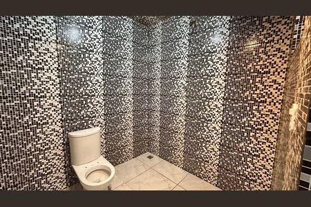 Casa para alugar com 2 quartos, 80m² em Jardim Capelinha, São Paulo