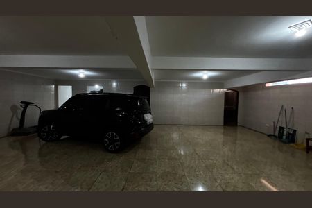 Casa à venda com 207m², 3 quartos e 5 vagas Casa à venda com 207m², 3 quartos e 5 vagasGaragem