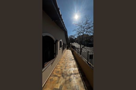 Casa à venda com 207m², 3 quartos e 5 vagas Casa à venda com 207m², 3 quartos e 5 vagasQuintal
