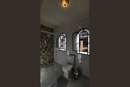 Casa à venda com 207m², 3 quartos e 5 vagas Casa à venda com 207m², 3 quartos e 5 vagasBanheiro da Suíte