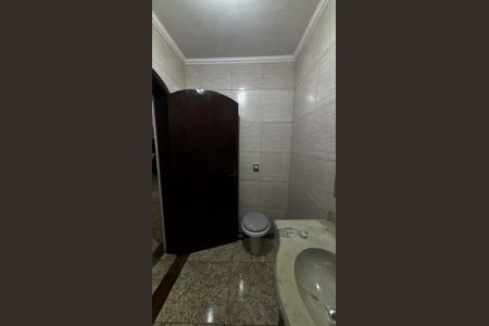 Casa à venda com 207m², 3 quartos e 5 vagas Casa à venda com 207m², 3 quartos e 5 vagasBanheiro - Garagem