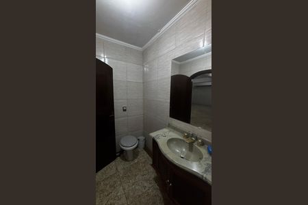 Casa à venda com 207m², 3 quartos e 5 vagas Casa à venda com 207m², 3 quartos e 5 vagasBanheiro - Garagem