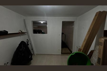 Casa à venda com 207m², 3 quartos e 5 vagas Casa à venda com 207m², 3 quartos e 5 vagasQuarto Apoio Garagem