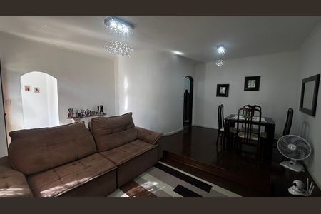 Sala de casa à venda com 3 quartos, 207m² em Vila Metalúrgica, Santo André