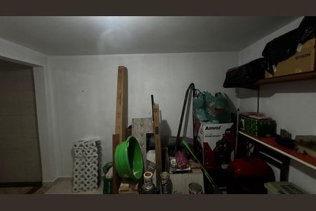 Casa à venda com 207m², 3 quartos e 5 vagas Casa à venda com 207m², 3 quartos e 5 vagasQuarto Apoio Garagem