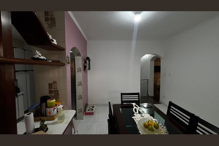 Casa à venda com 207m², 3 quartos e 5 vagas Casa à venda com 207m², 3 quartos e 5 vagasCozinha