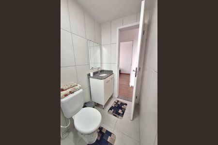 Banheiro de apartamento para alugar com 2 quartos, 1m² em Chácaras Rio-petrópolis, Duque de Caxias