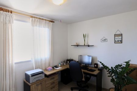 Apartamento à venda com 90m², 4 quartos e 1 vagaQuarto