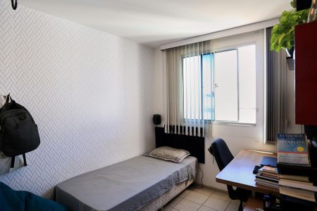 Apartamento à venda com 90m², 4 quartos e 1 vagaQuarto 2