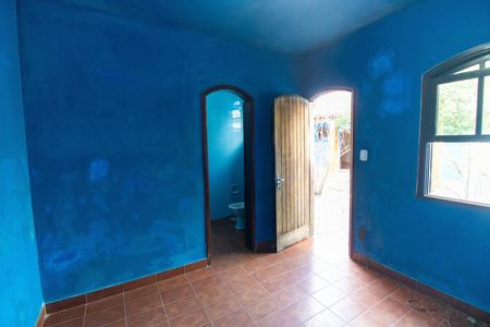 Casa à venda com 300m², 2 quartos e 2 vagas Casa à venda com 300m², 2 quartos e 2 vagasSuíte Externa