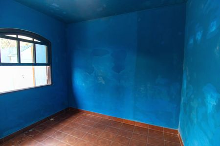 Casa à venda com 300m², 2 quartos e 2 vagas Casa à venda com 300m², 2 quartos e 2 vagasSuíte Externa