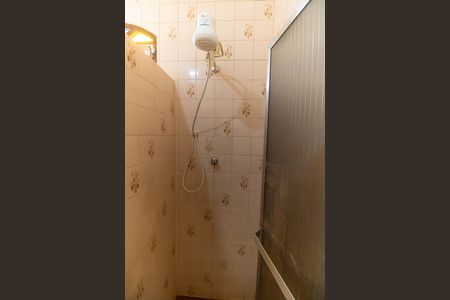 Casa à venda com 300m², 2 quartos e 2 vagas Casa à venda com 300m², 2 quartos e 2 vagasBanheiro Social