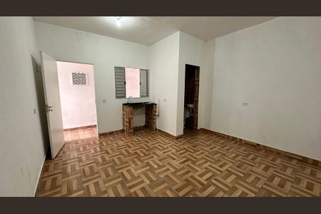 Casa para alugar com 1 quarto, 26m² em Jardim Capelinha, São Paulo