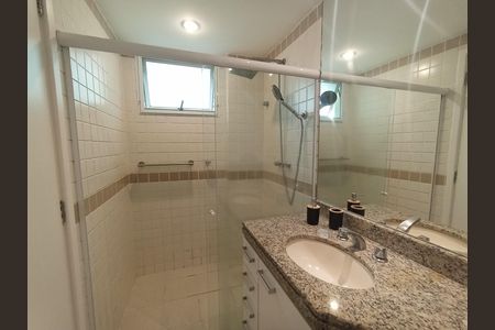 Apartamento para alugar com 90m², 2 quartos e 1 vagaBanheiro 
