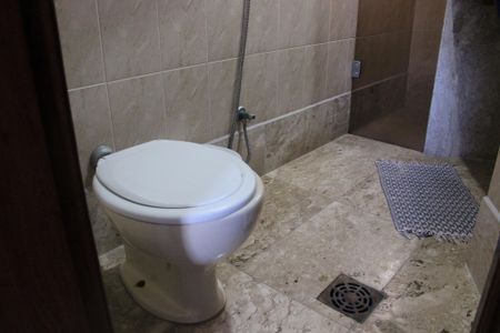 Apartamento para alugar com 100m², 3 quartos e 1 vaga Apartamento para alugar com 100m², 3 quartos e 1 vagaBanheiro da Suíte